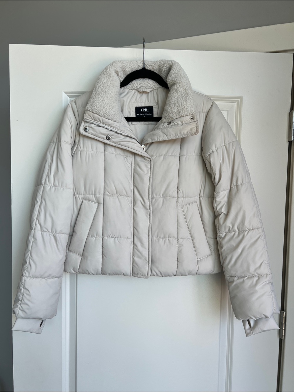 Abercrombie & Fitch Cream Sherpa-Collar Puffer Jacket